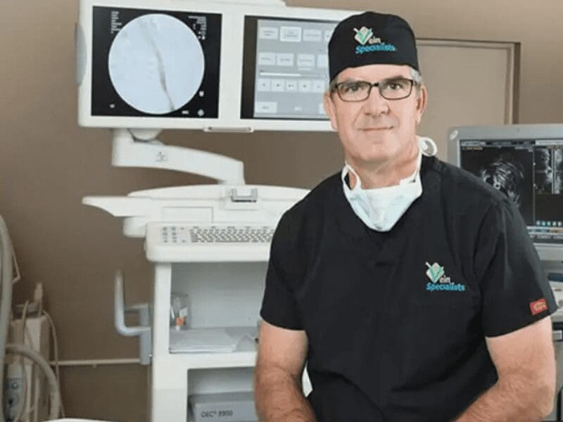 Dr. Magnant in vein clinic office